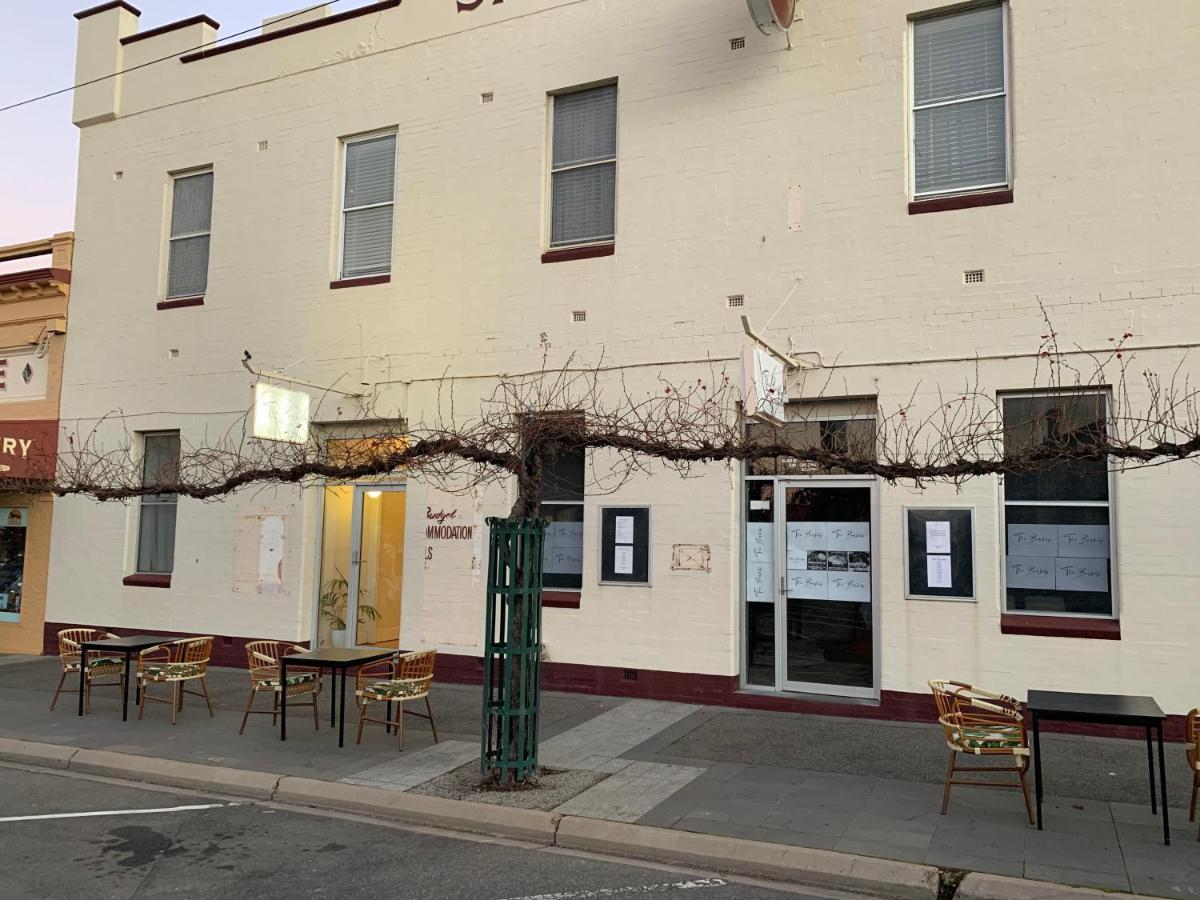 The Barkly Bistro Bar & Accommodation Ararat Exteriér fotografie
